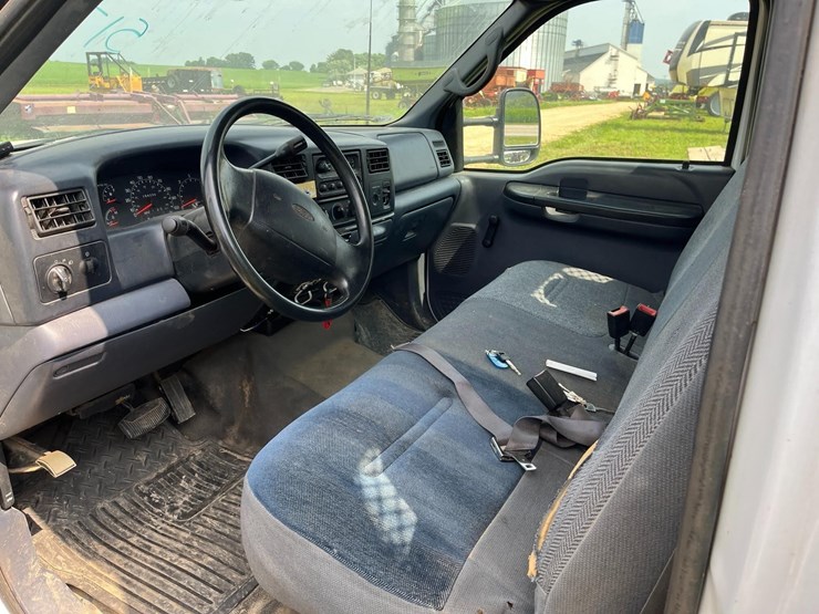2001-ford-f350-image-9