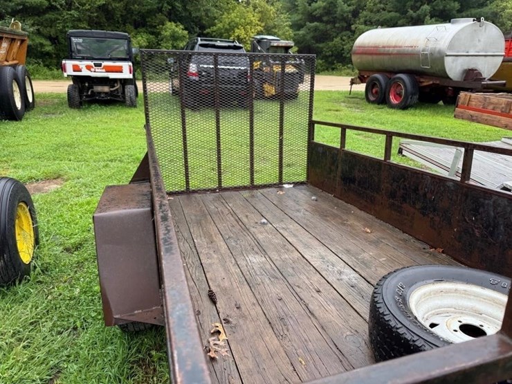 5'x10'-single-axle-drop-gate-trailer-image-4