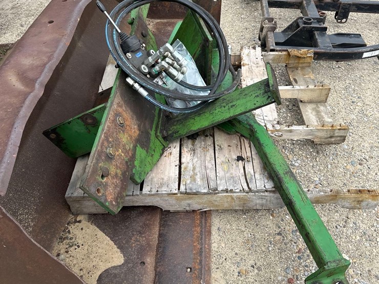 john-deere-158-image-4