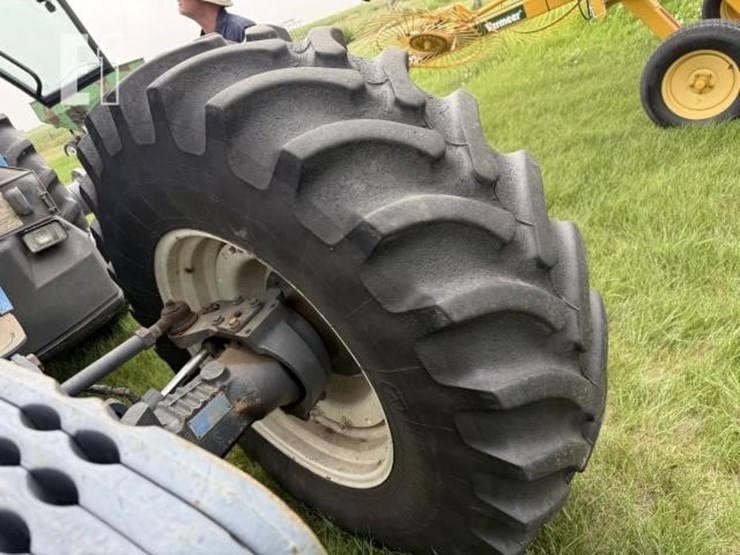 new-holland-8970-image-18