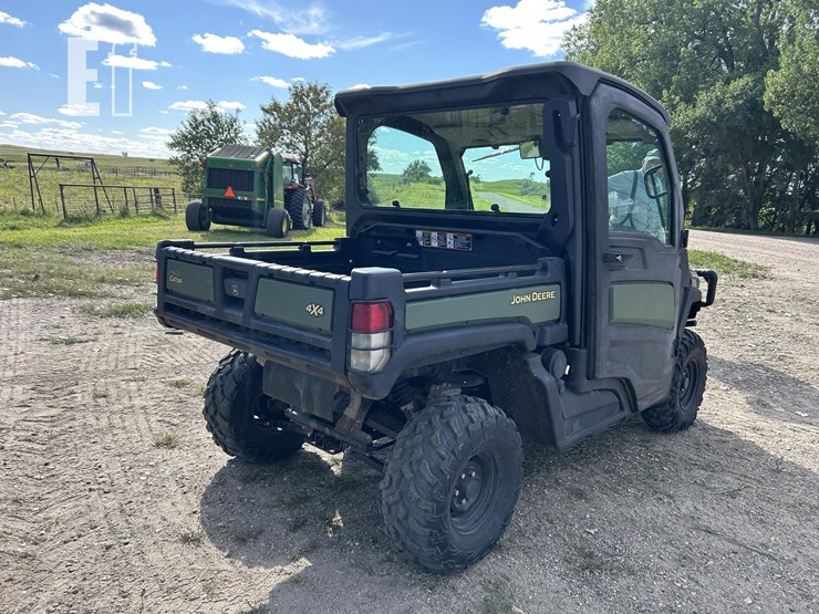 2018-john-deere-gator-xuv-835r-image-5