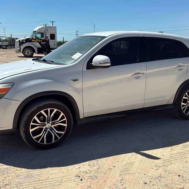 2019 MITSUBISHI OUTLANDER