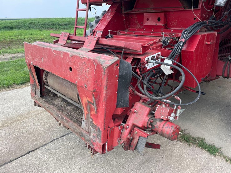 2002-case-ih-2366-image-13