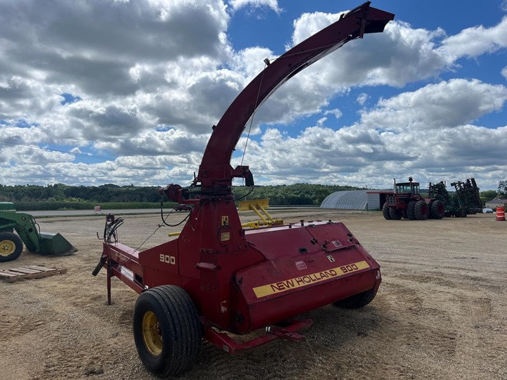 new-holland-900-image-5
