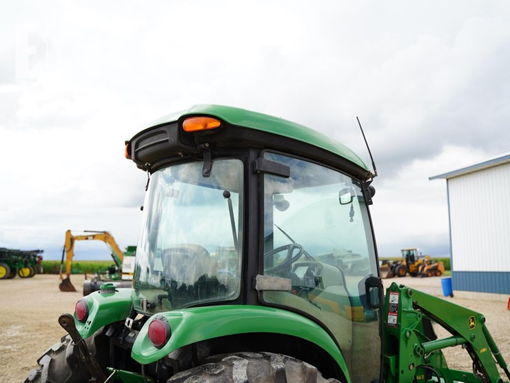 john-deere-4044r-image-23
