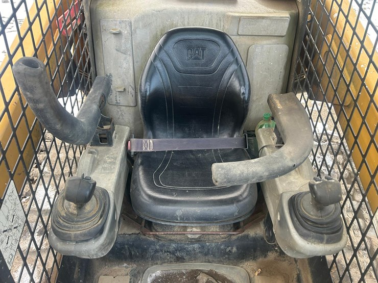 2013-caterpillar-289d-image-35