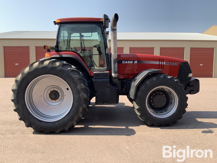 2005-case-ih-mx255-image-4