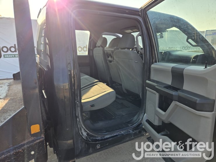 2022-ford-f350-xl-image-42