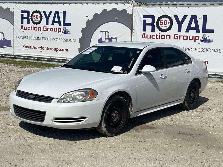2011-chevrolet-impala-sedan-image-1