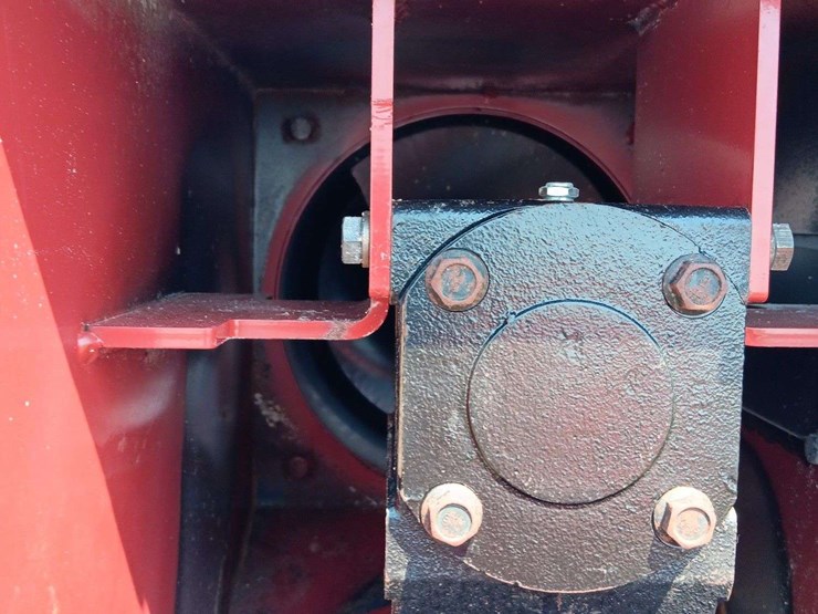 10-x-30-truck-swing-away-unloading-auger,-540pto-image-1