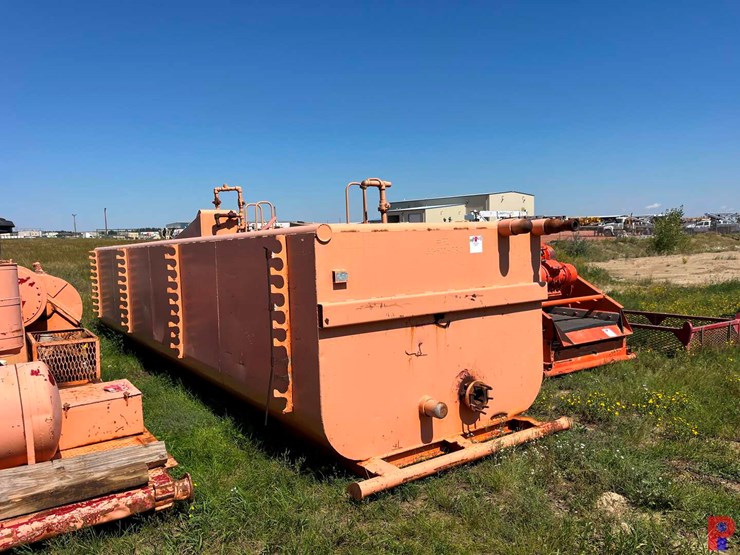 30’-x-7’-x-5’-2-compartment-mud-tank-image-1