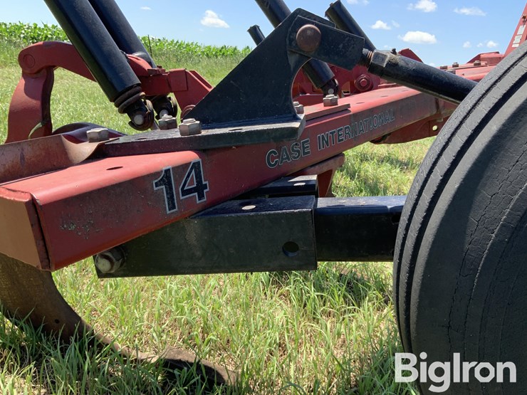 case-ih-14subso-ripper-image-18