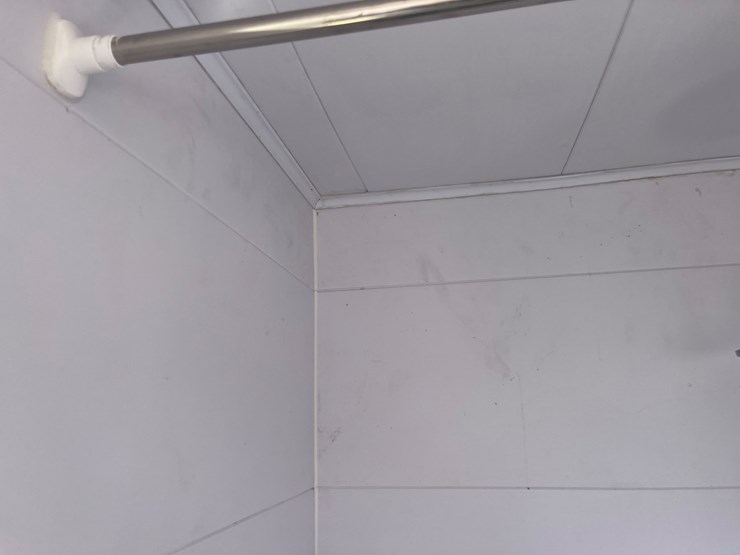 #50541-•-portable-restroom-image-18