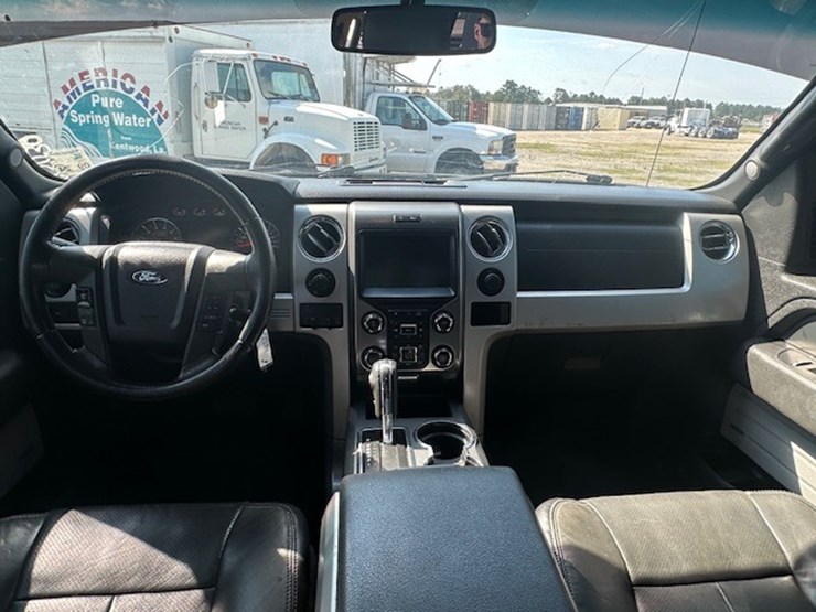 2014-ford-f150-image-32