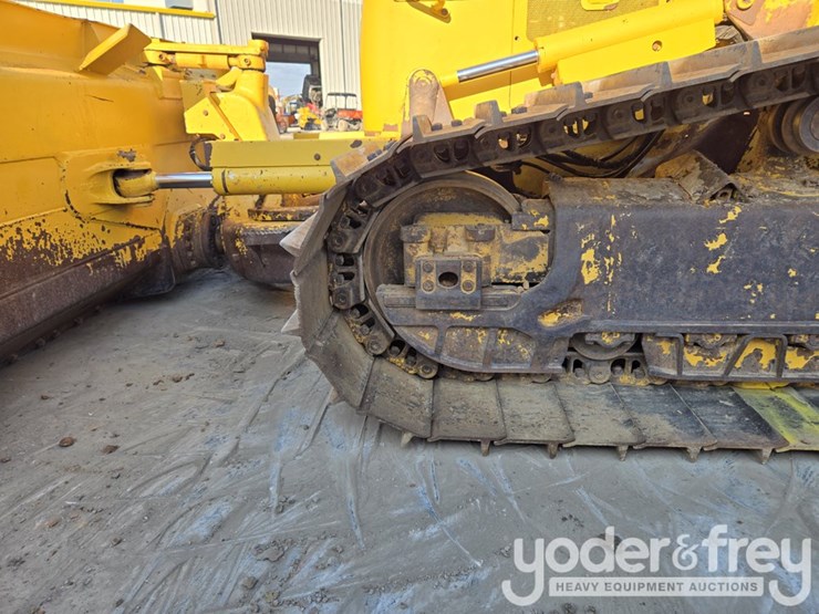2023-komatsu-d61pxi-24-image-14