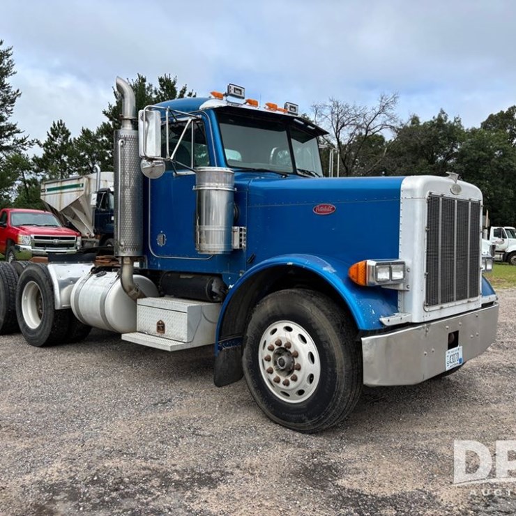 2002 PETERBILT 379