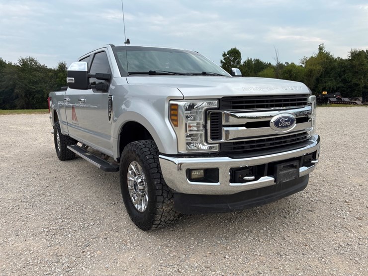 2019-ford-f250-image-3
