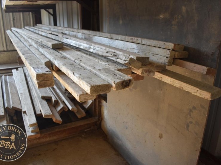 lumber-2x4-boards-44017-image-1