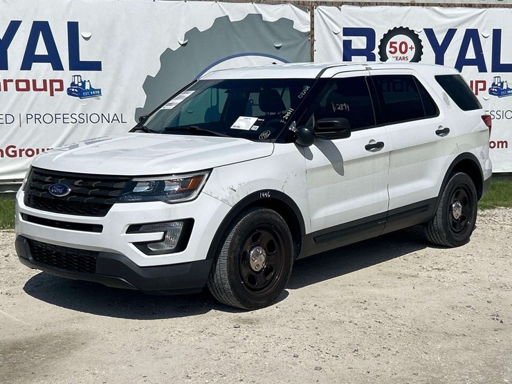 2017-ford-explorer-image-1