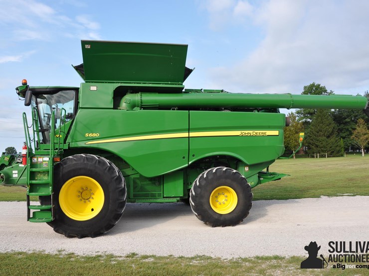 2014-john-deere-s680-image-8
