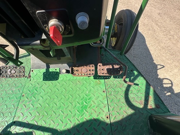 john-deere-6400-image-29