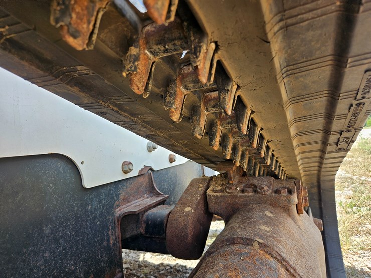 2019-bobcat-t870-image-76