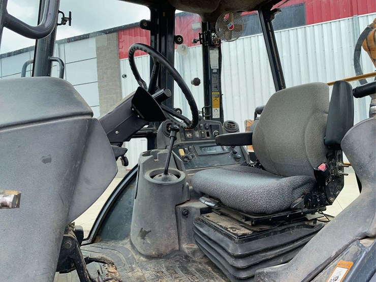 2007-deere-410j-image-24