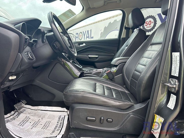 2016-ford-escape-image-12