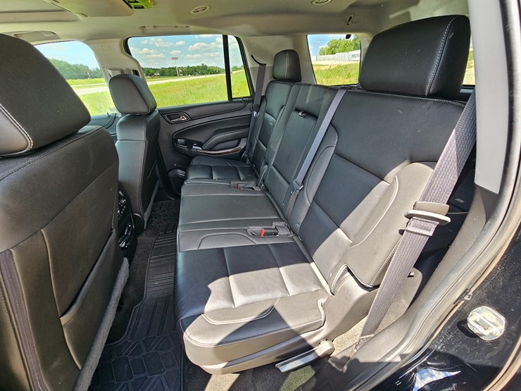 2018-chevrolet-tahoe-image-47