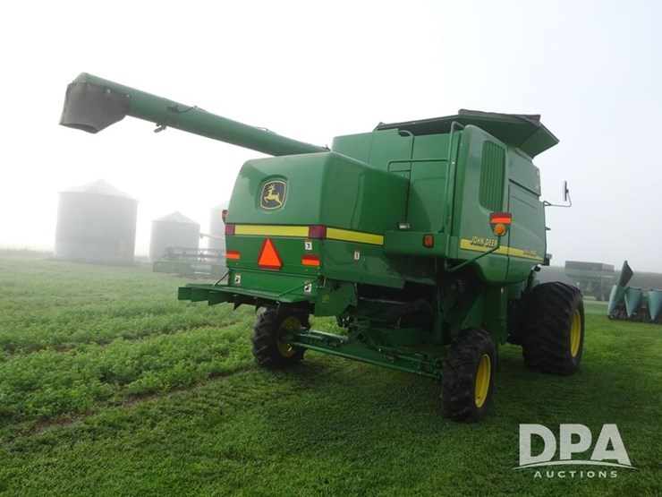 2001-john-deere-9550-image-17