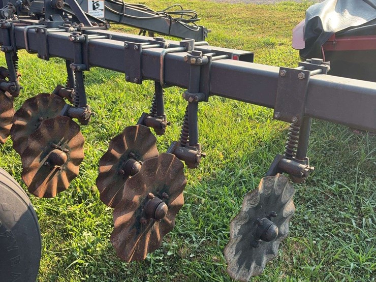 case-5400-drill,-20ft,-soybean-special,-yetter-no-till,-with-markers-image-18