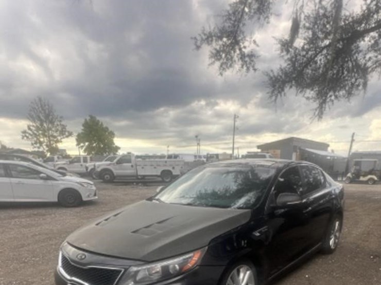 2014-kia-optima-sx-turbo-image-3
