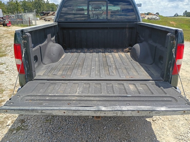 2004-ford-f150-image-57