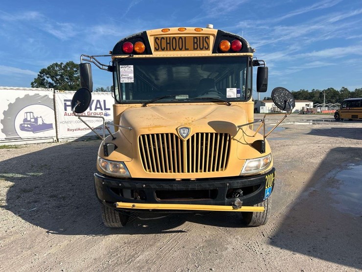 2009-ic-corporation-pb105-school-bus-image-22