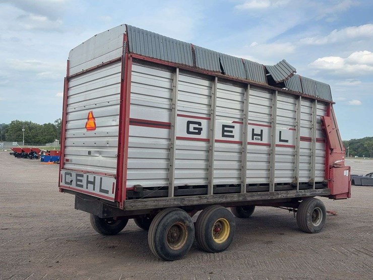 gehl-970-image-3