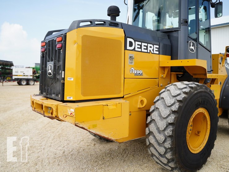 2015-deere-544k-image-24