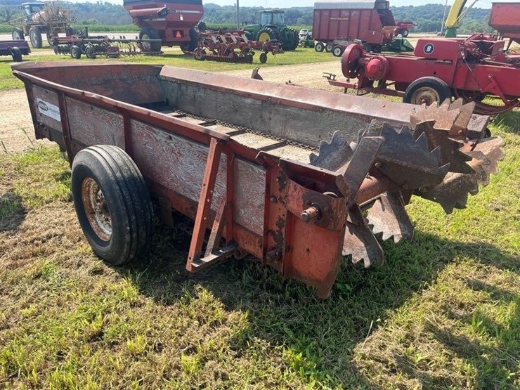 schultz-spreadmaster-manure-spreader-image-6