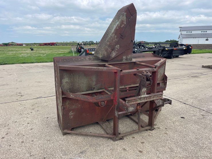 vans-7ft-3pt-snowblower-image-1