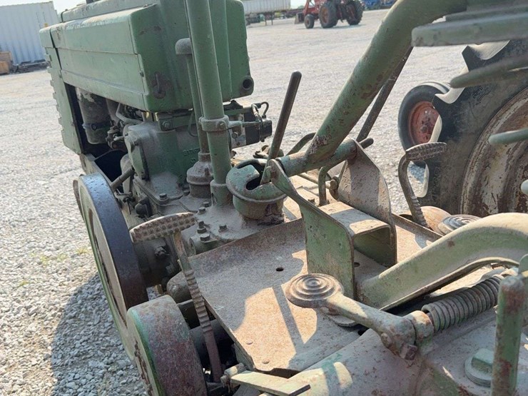 john-deere-b-image-7