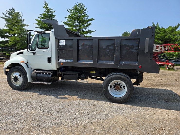 2007-international-durastar-4300-image-13