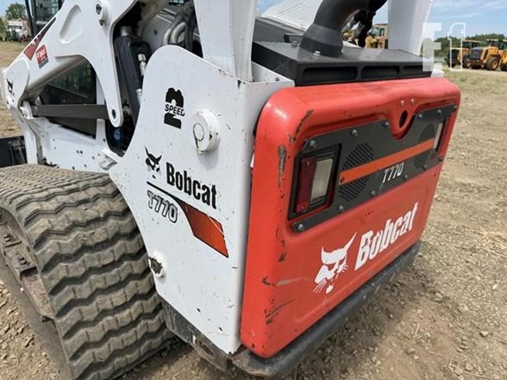 2019-bobcat-t770-image-70