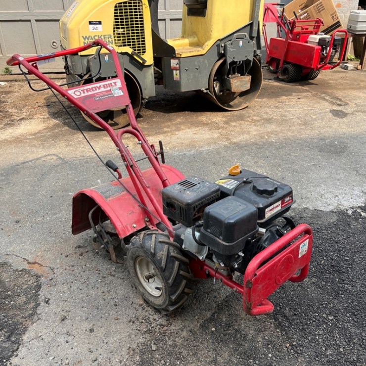 TROY BILT SUPER BRONCO