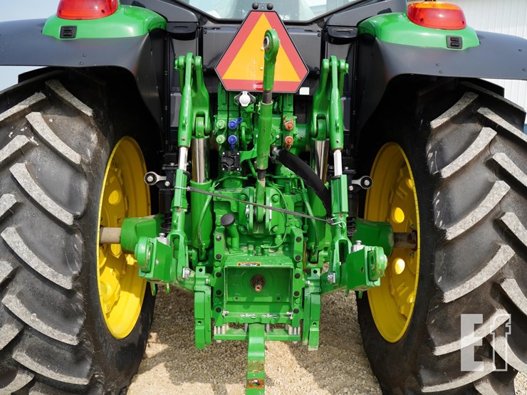 2024-john-deere-6155m-image-32