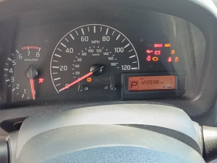 2015-nissan-nv200-image-5