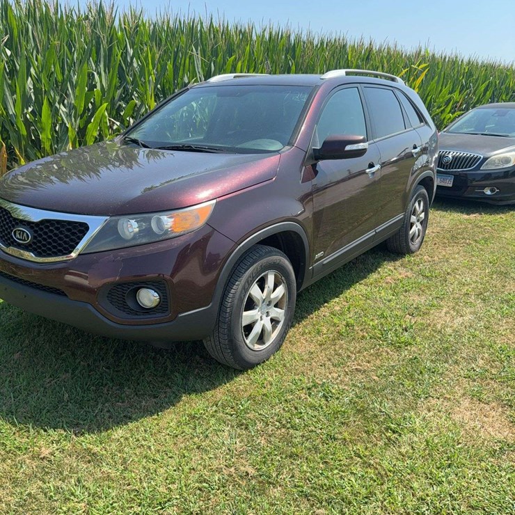 2011 KIA SORENTO