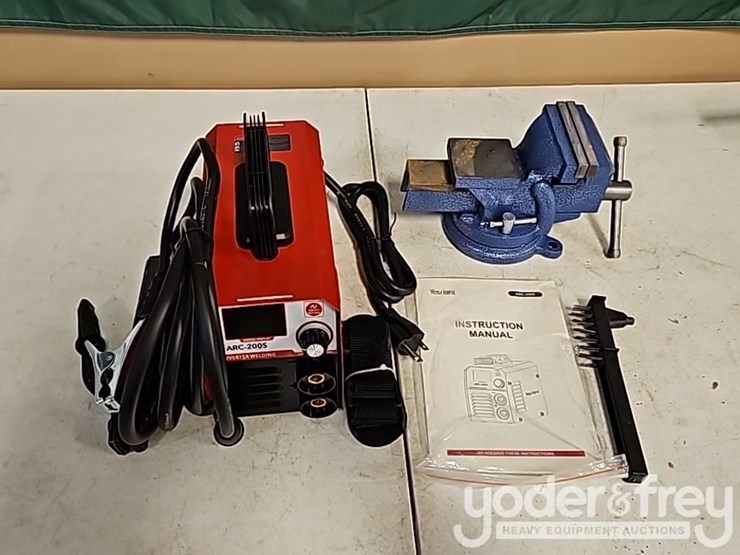 unused-yesright-arc-200s-intelligent-welding-machine,-100v-50/60hz,-inverter-welding-20a/20.8v-200a/28v,-4"-vice-image-1