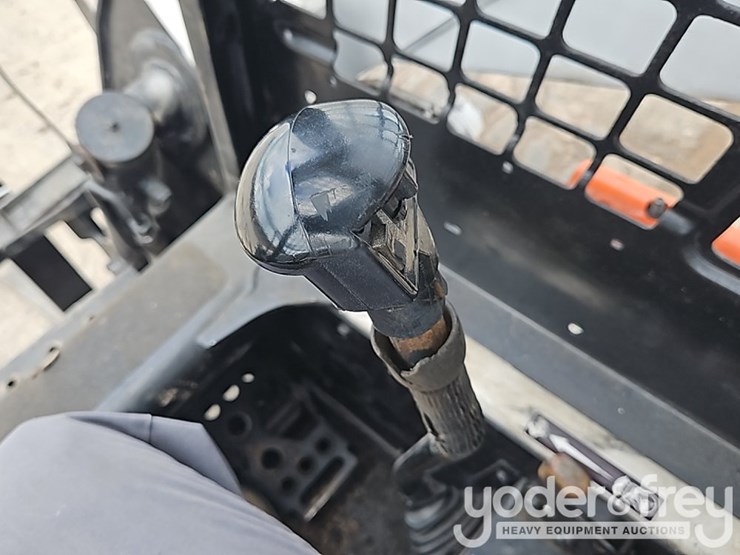 bobcat-s300-image-18