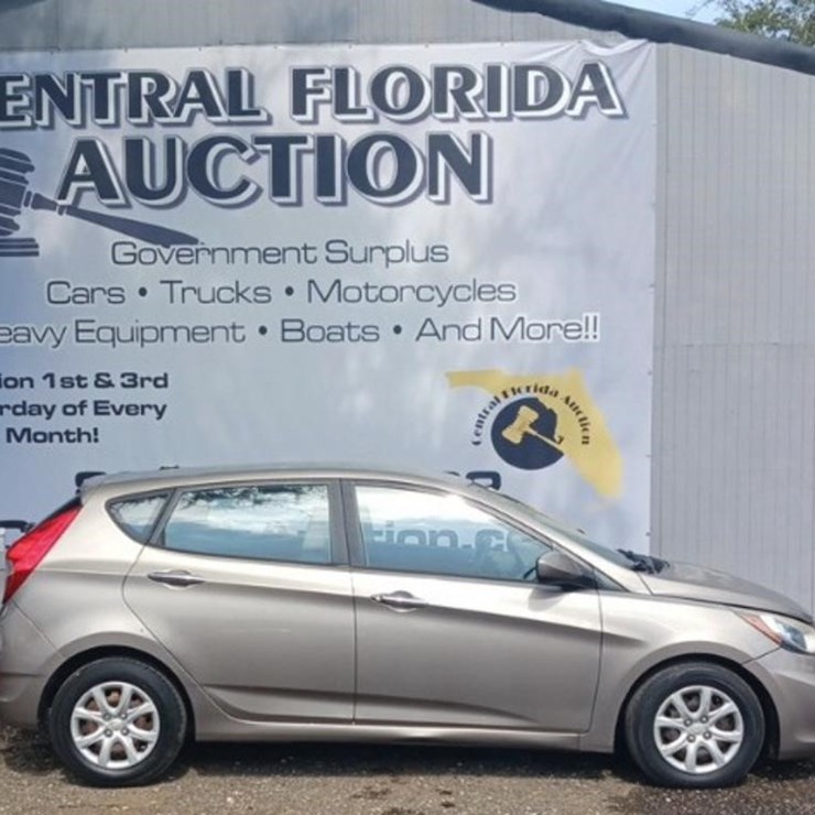 2014 Hyundai ACCENT RUNS/MOVES GS
