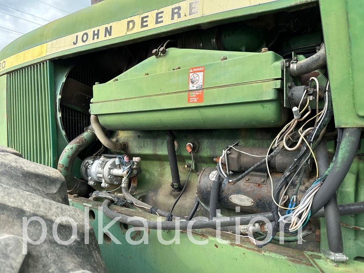 john-deere-7520-image-12