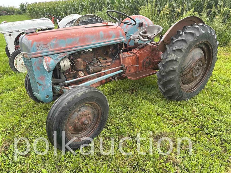 ford-8n-image-12